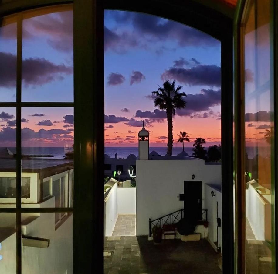 Cozy Waterman Beach House Коста-Тегісе Екстер'єр фото